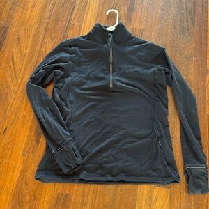 Lululemon 3-quarter zip pullover in black